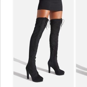 Size 9 shoe dazzle boots